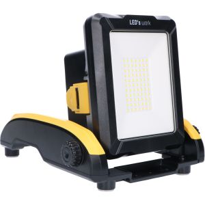 LED Akku-Arbeitsleuchte inklusive 4 Adapter für 18V Akkus