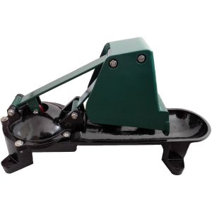 Weidepumpe Bison von Göbel - Membranpumpe aus Guss